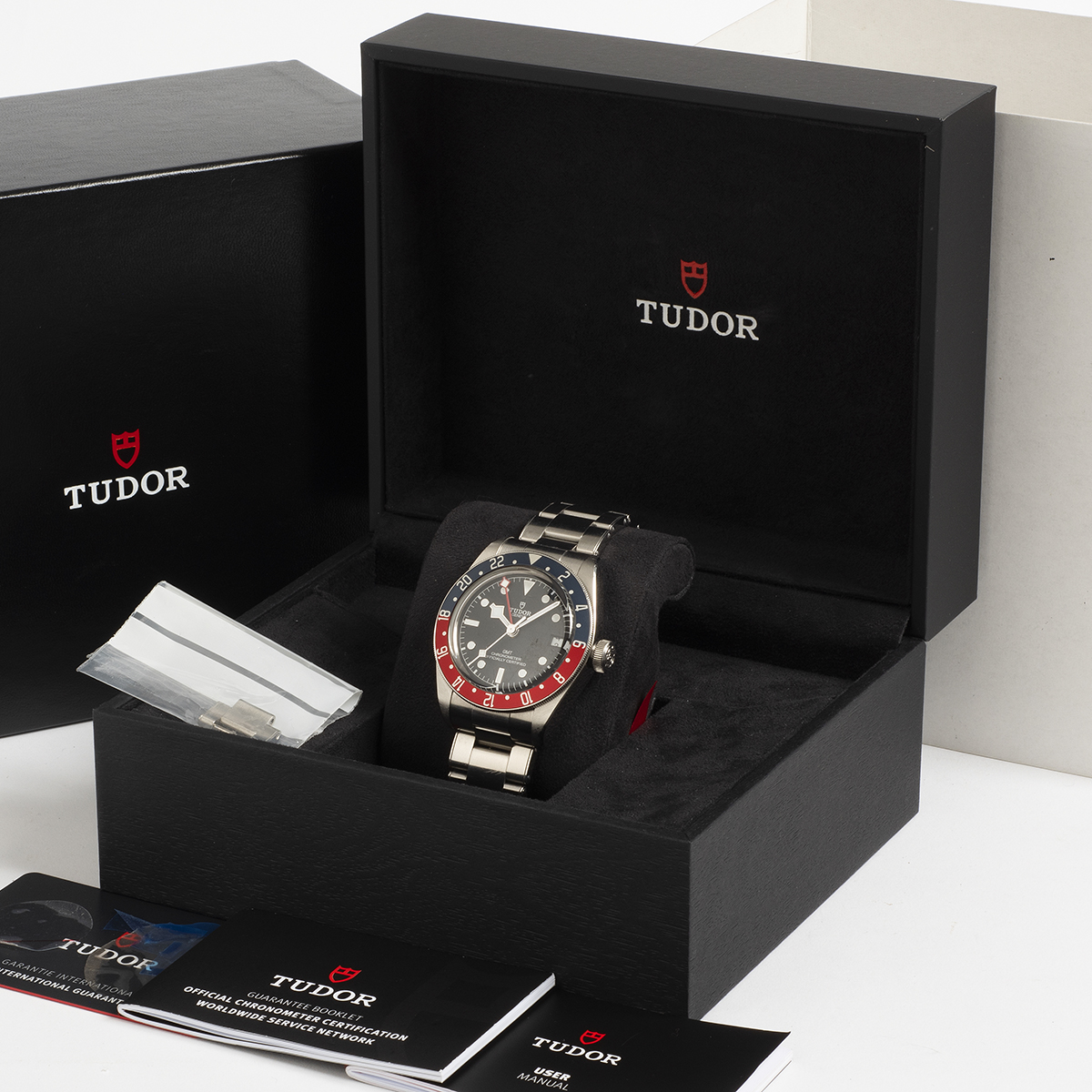 Tudor Black Bay GMT 79830RB W6120_5 Tudor Black Bay GMT 79830RB W6120_5